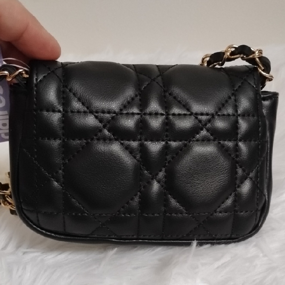 Claire's Black Compact Quilted Luxury Inspired Style Shoulder Crossbody Bag - Picture 3 of 11